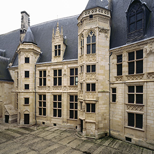 Bourges
